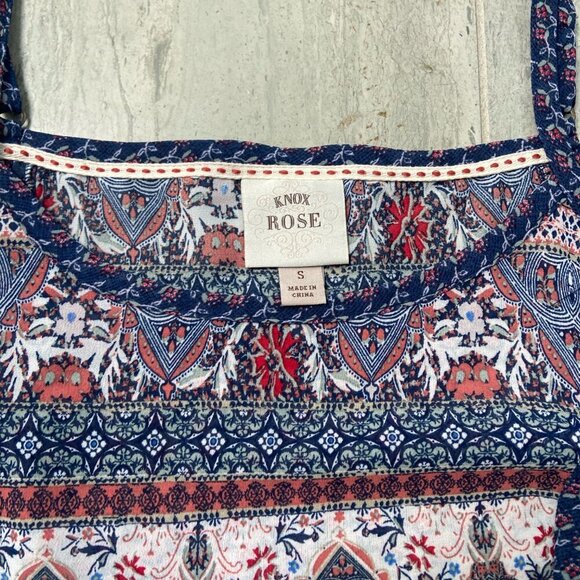 Knox Rose Floral Oversized Flowy Spaghetti Strap Blouse Navy Crochet Hem Small - Picture 2 of 10